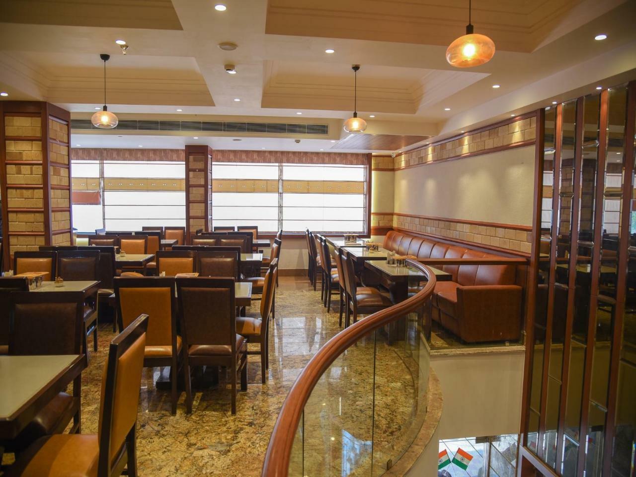 Bharawan Clarks Inn Express Amritsar Esterno foto